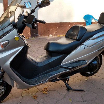 Sprzedam skuter Suzuki Burgmann 250W